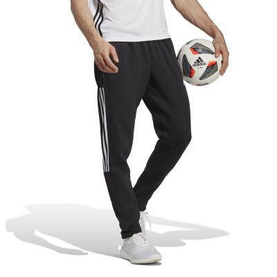 GM7336_5_APPAREL_On Model_Walking View_white.jpg