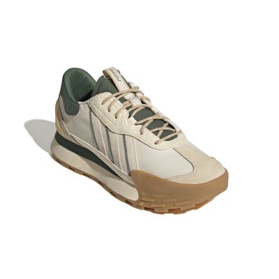 GX6888_6_FOOTWEAR_Photography_Front Lateral Top View_white.jpg