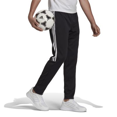 H28909_5_APPAREL_On Model_Walking View_white.jpg